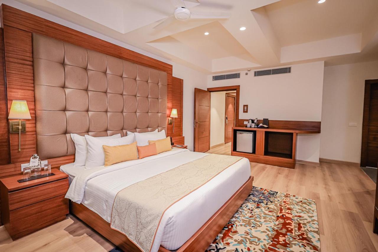 Regenta Dehradun By Royal Orchid Hotels Limited Exterior photo