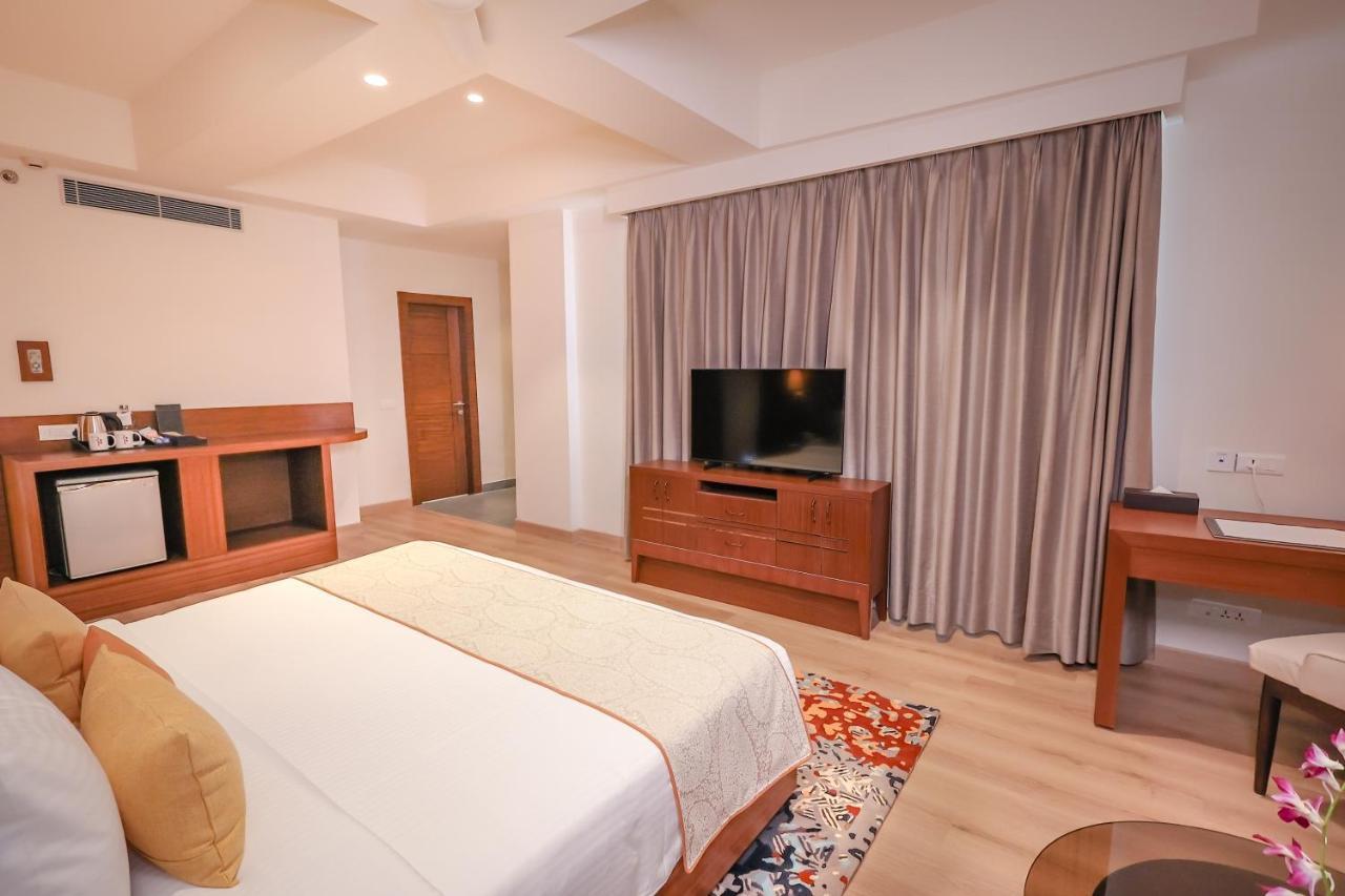 Regenta Dehradun By Royal Orchid Hotels Limited Exterior photo
