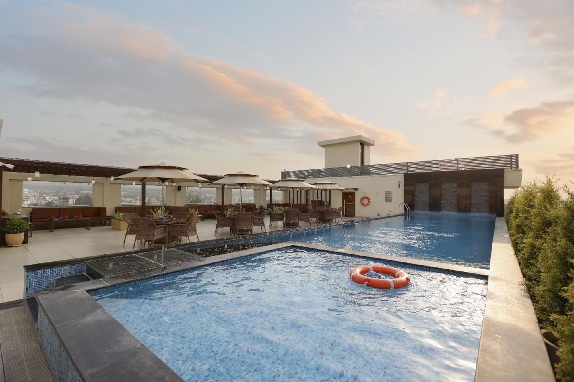 Regenta Dehradun By Royal Orchid Hotels Limited Exterior photo