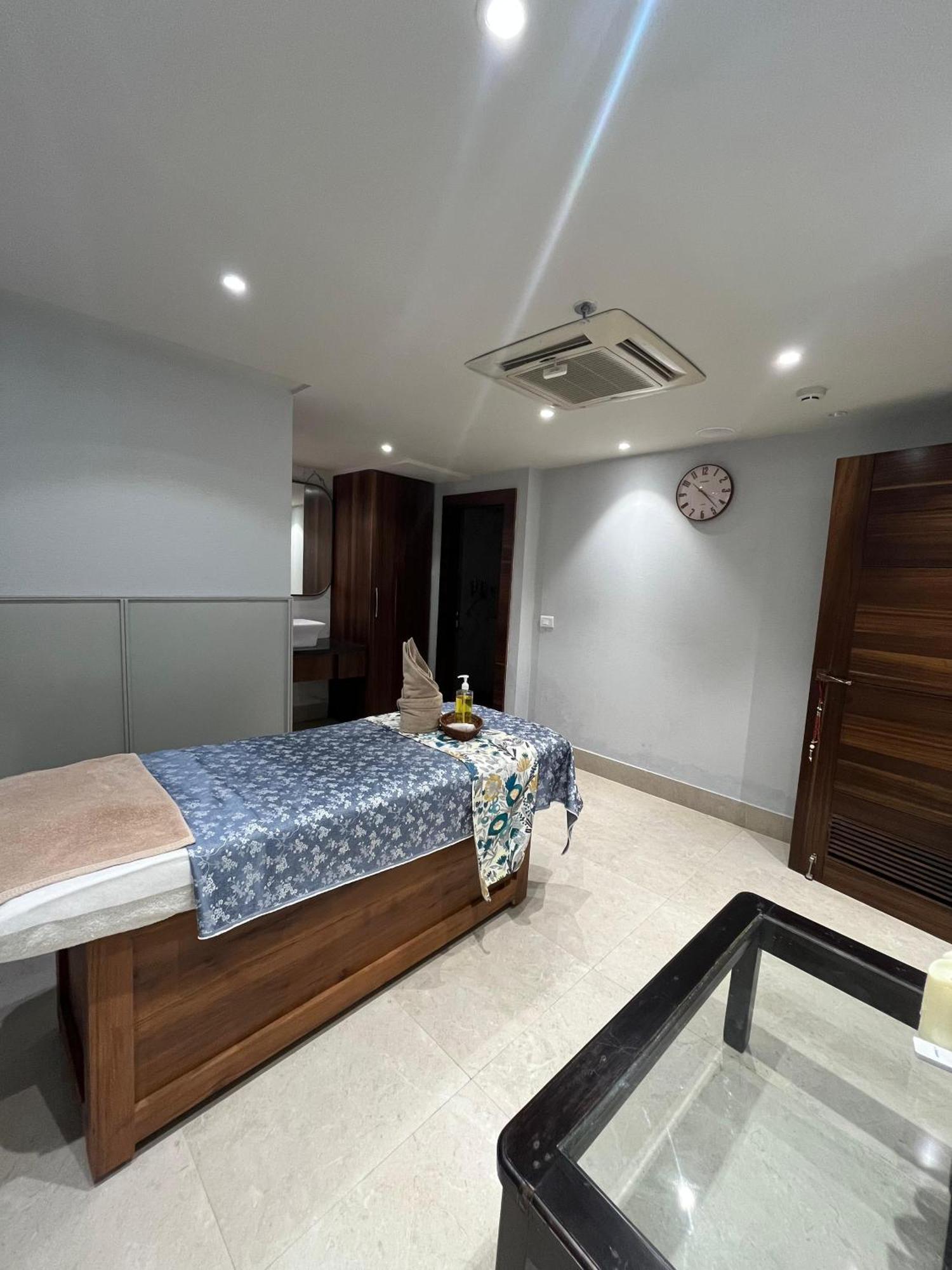 Regenta Dehradun By Royal Orchid Hotels Limited Exterior photo