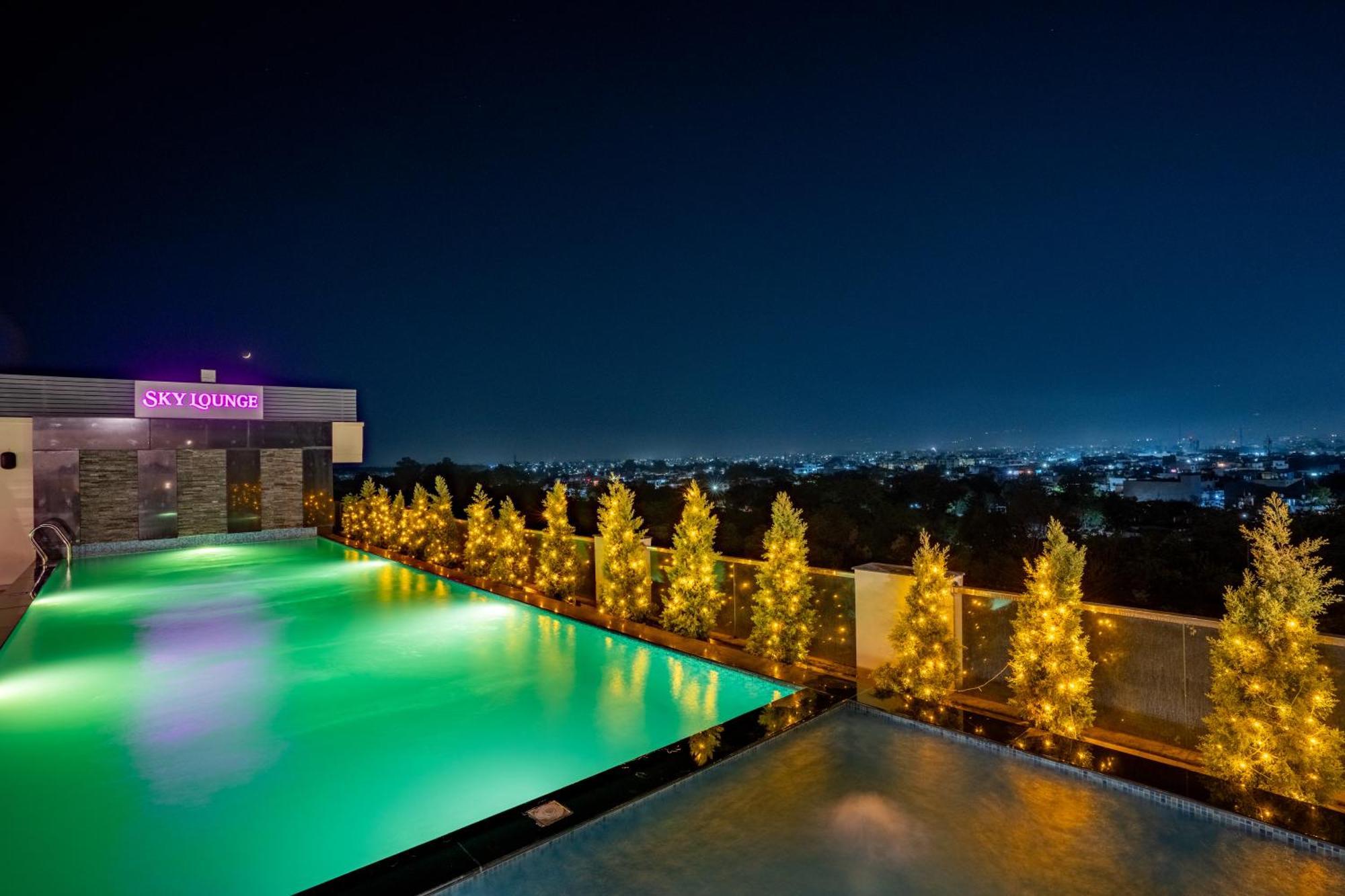 Regenta Dehradun By Royal Orchid Hotels Limited Exterior photo
